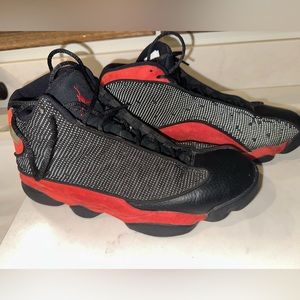 Jordan 13’s Breds size 10